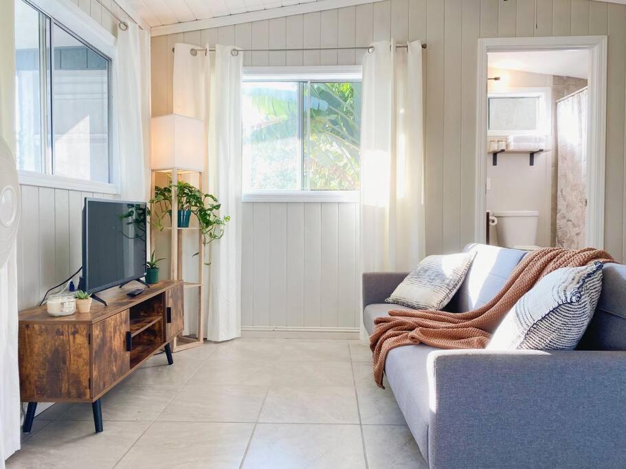 Appartement Pineapple Studio, Kitchenette, Private Lanai à Keaau Extérieur photo